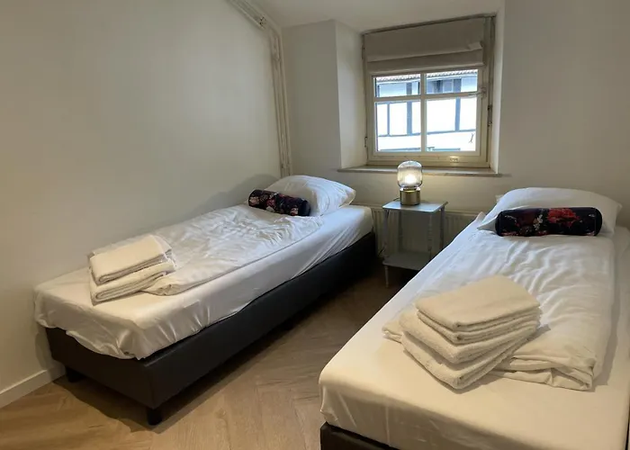 Dom wakacyjny Sfeervolle 4 Persoons Vlakbij Valkenburg *